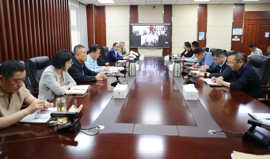 宏河集團(tuán)召開五月份總經(jīng)理安全辦公會(huì) 全面筑牢安全生產(chǎn)防線1