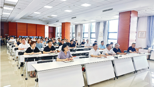 強化安全意識 夯實安全根基——宏河集團(tuán)開展2025年全員培訓(xùn)1